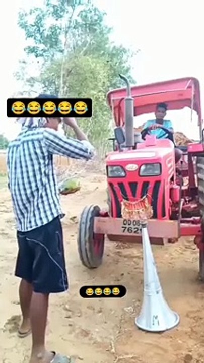 Tractor Nagin Dance