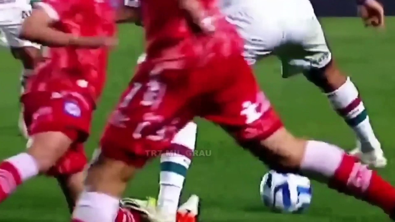 Marcelo accidentally broke his rival’s leg, leading to a red Card.