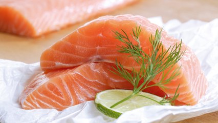How to Avoid the White Stuff When You’re Cooking Salmon