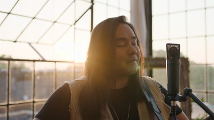 Aysanabee - Somebody Else (Live At OBJX Studio)