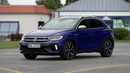 Volkswagen T-Roc R Design Preview in Lapiz Blue