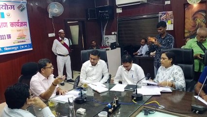 निशक्तजनों के लिए घर पहुंचकर पोस्टल बैलेट से कराया जाएगा मतदान- कलेक्टर