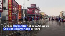 Historischen Regenfälle - weite Teile Chinas stehen unter Wasser