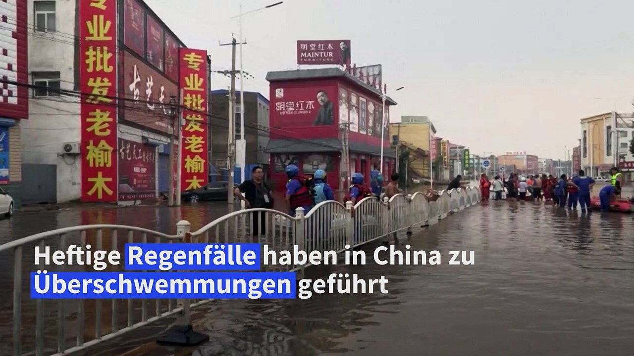 Historischen Regenfälle - weite Teile Chinas stehen unter Wasser