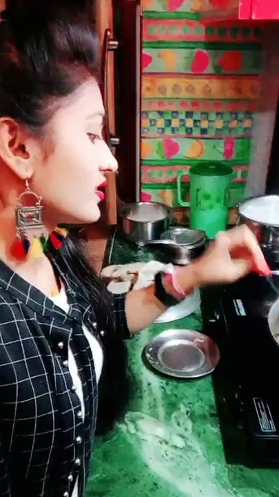 MKN Reels (Diksha Sahu) - Jatka Mai Dekho Tola