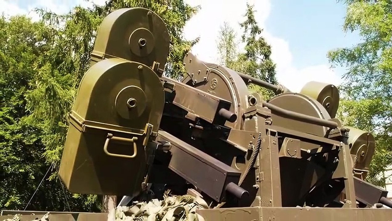 M16A1 Flakvierling - half-track - HD