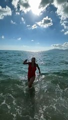 En mode Zlatan, Laure Boulleau régale ses fans à la mer