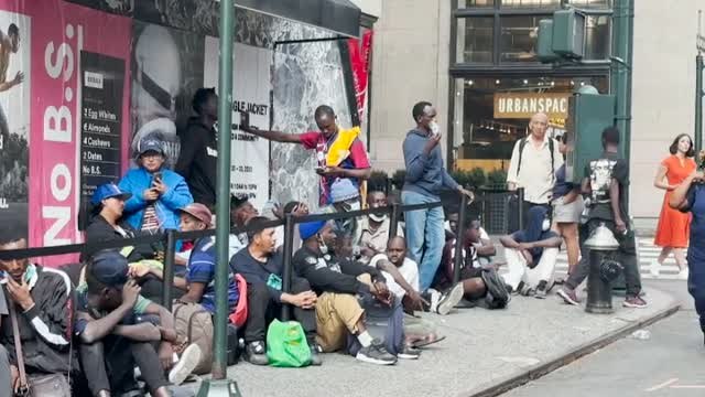 Nueva York enfrenta una crisis humanitaria en sus calles