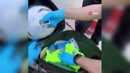 Uyuşturucu kuryesi polise yakalandı