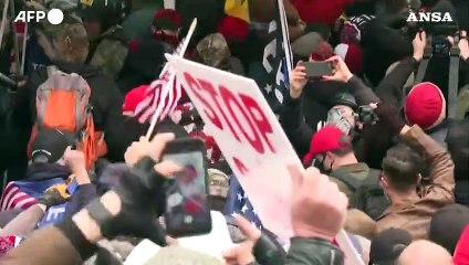 Donald Trump tira dritto anche di fronte alla sua terza incriminazione