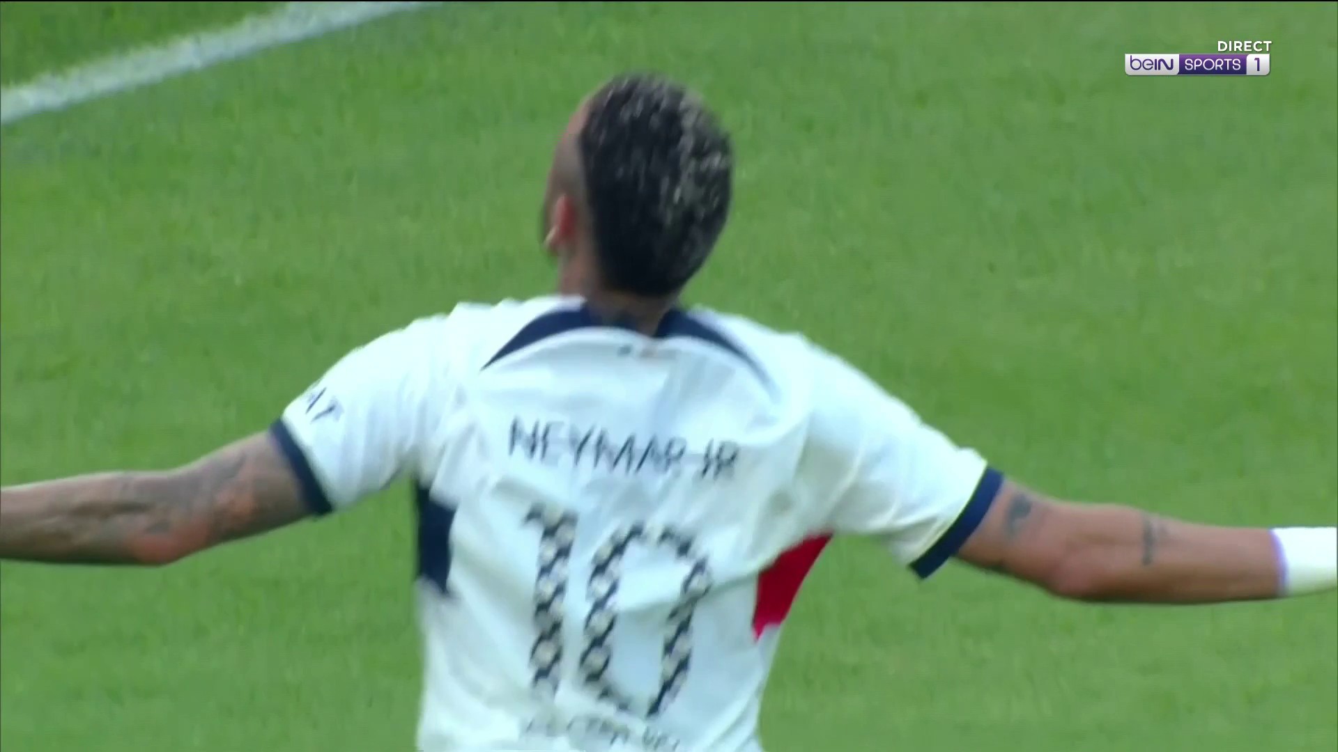 Amical : Le doublé du Roi Neymar pour son retour