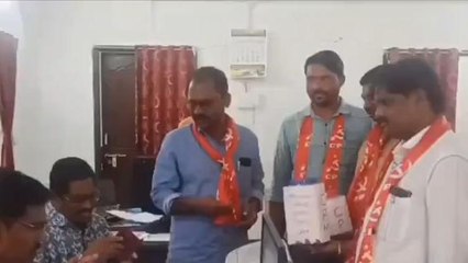 సిరిసిల్ల: వరద బాధితులకు సాయం చేయడానికి విరాళాలు అడగాల్సిన పరిస్థితి