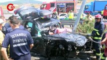 Sancakte'de lastiği patlayan TIR cipe çarptı; 5 yaralı