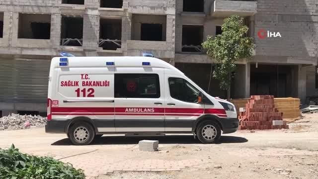 Çatı katından asansör boşluğuna düşen işçi ağır yaralandı