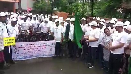 कलेक्टर एवं जिला निर्वाचन अधिकारी संजीव कुमार झा