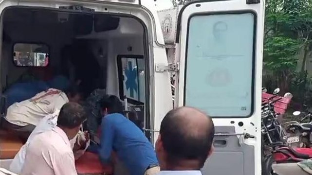 शाजापुर: चाकूबाजी की घटना में युवक हुआ गंभीर रूप से घायल, उपचार के बाद इंदौर रेफर