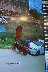¡Cuidado! Así roban baterías en Olancho