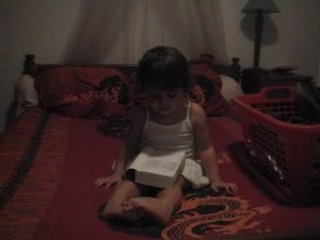 LISTEN Jade speaks english ... Incredible!!! 2 years old!