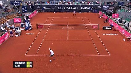 Tomás Etcheverry derrotó a Galán y se metió en la semifinal