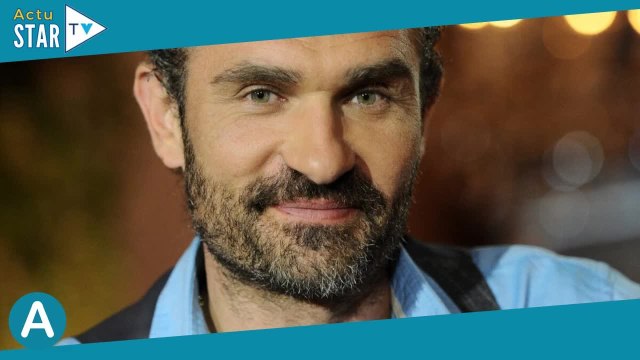 François Cases Bardina (Affaire conclue) : Tu ne vieillis pas... , cette photo avec son fils qui sc