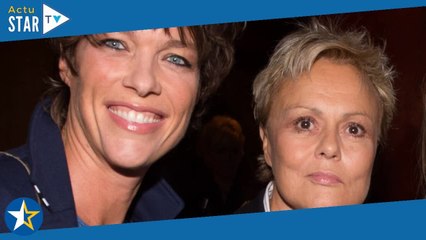 Muriel Robin et Anne Le Nen, leurs tenues très décalées pour leur mariage : "On se disait que ça ser