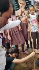 VIDEO: विद्यार्थियों ने रोपे पौधे