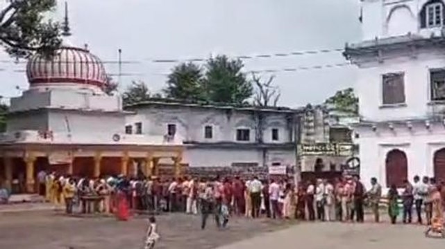रीवा: शिव मंदिरों में उमड़ रहा जनसैलाब,हर हर महादेव की रही गूंज