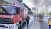 Maltepe'de ticari araç alev alev yandı