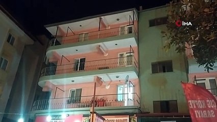 Şehir dışından eve dönen aile 24 yaşındaki oğullarını evde ölü buldular