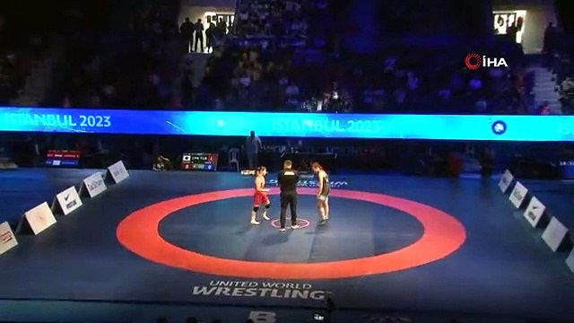 Eylem Engin, U17 Dünya Güreş Şampiyonası'nda gümüş madalya kazandı