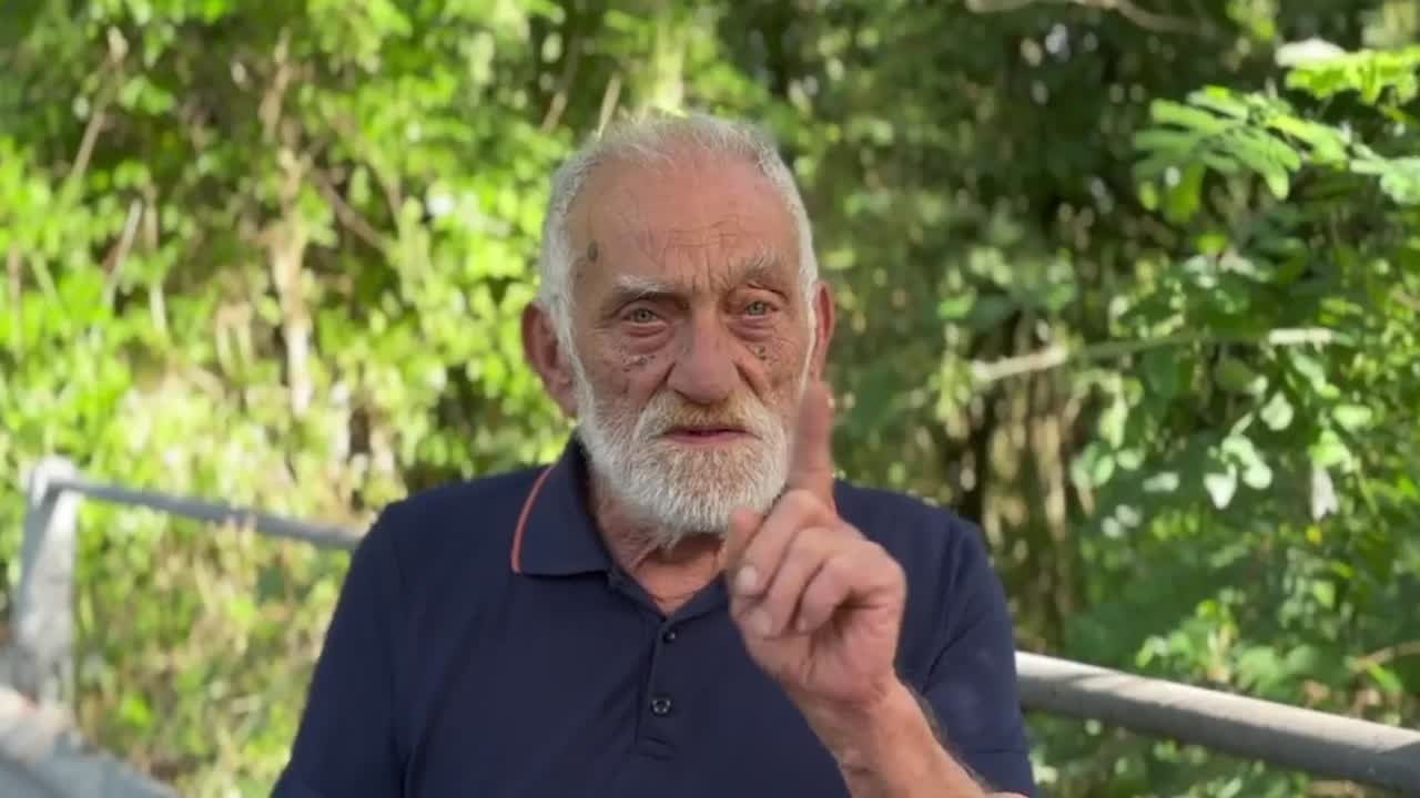 "L'amicizia e' una cosa seria, non abbandonate i cani", la nuova campagna della polizia