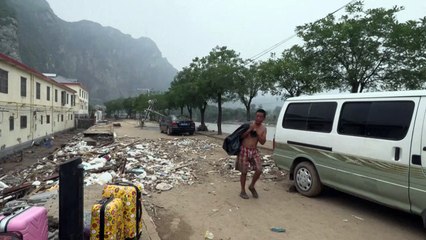 Región de Pekín emerge de inundaciones sin luz ni agua potable