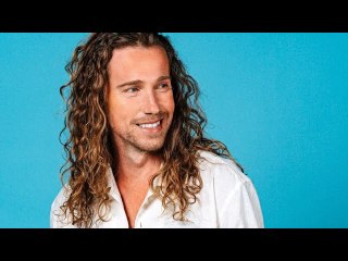 Julien Doré, un papa aux anges : voici à quoi ressemble son fils