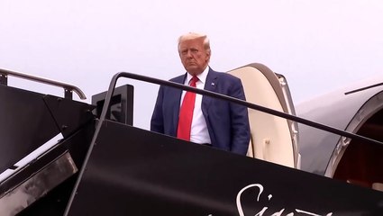 Moment Trump arrives in Washington DC for arraignment over January 6 probe