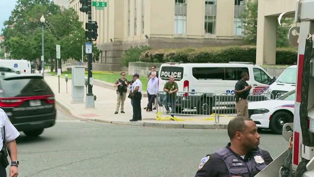 Trump chega ao tribunal para enfrentar acusações de conspiração nas eleições de 2020