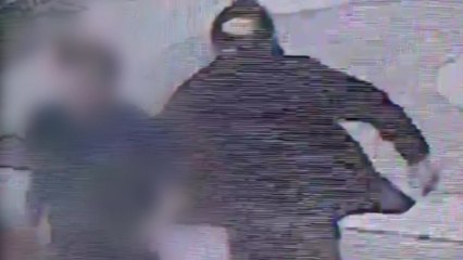 무차별 흉기 난동...'공포의 퇴근길' 시민들 긴급 대피 / YTN