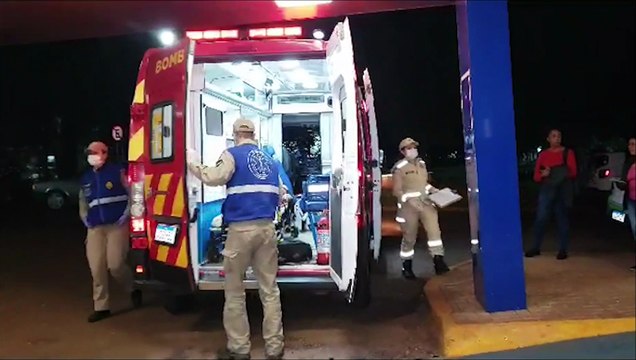 Jovem sofre fraturas expostas em perna ao ser atropelado na PR-180