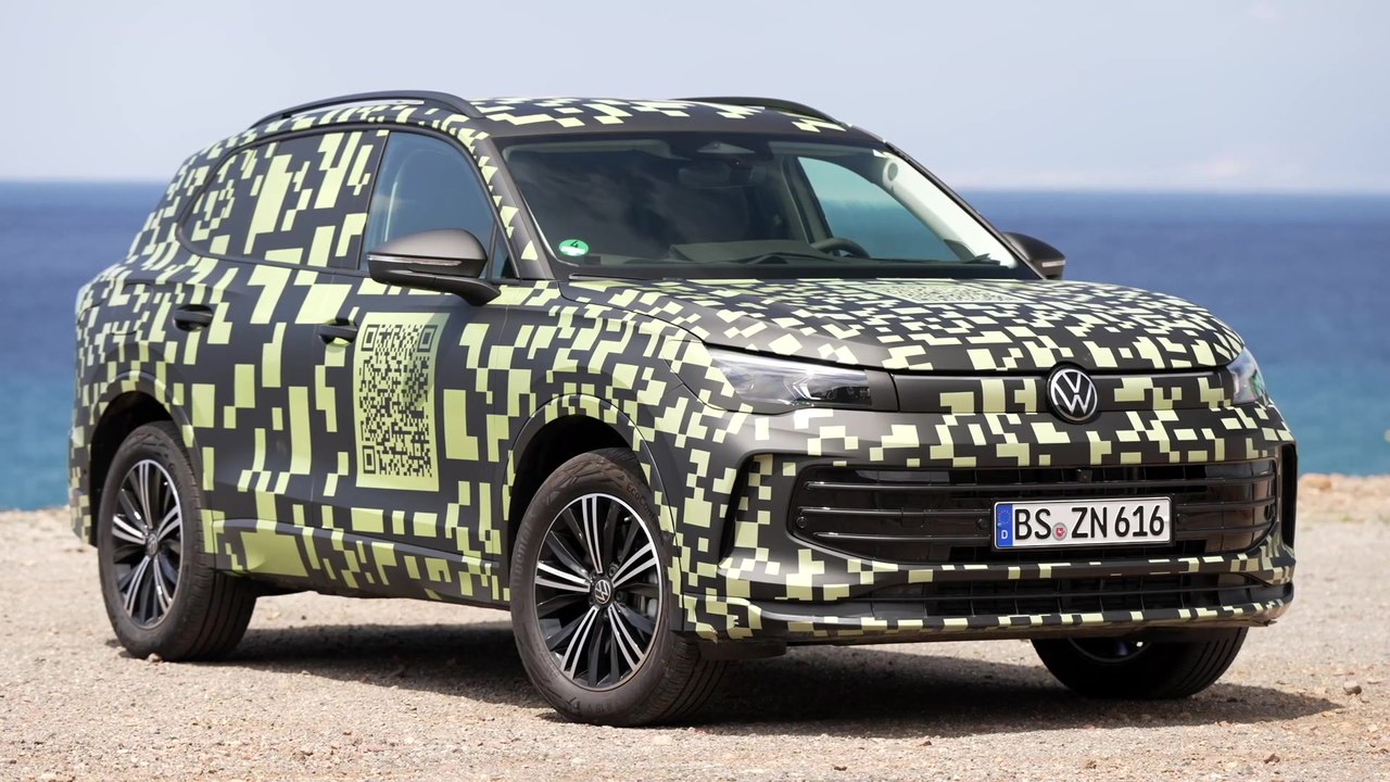 Neuer Volkswagen Passat Variant - Interieur-Architektur wurde neu designt und konzipiert