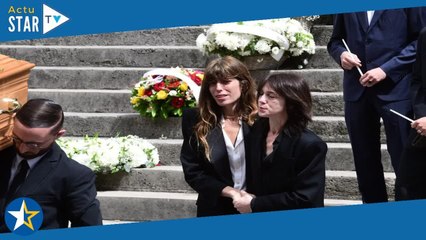 Mort de Jane Birkin : Charlotte Gainsbourg poste une photo au message cryptique