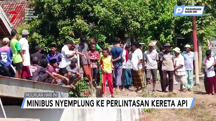 Minibus Nyemplung ke Perlintasan Kereta Api di Grati | Pasuruan Hari Ini