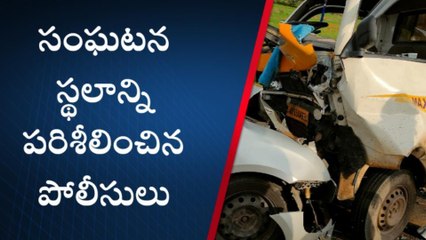 సత్యసాయి జిల్లా: ఘోర రోడ్డు ప్రమాదం... ఇద్దరు స్పాట్ డెడ్