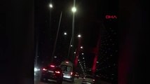 15 Temmuz Şehitler Köprüsü'nde inanılmaz kavga! Camdan sarkarak vurmaya çalıştı