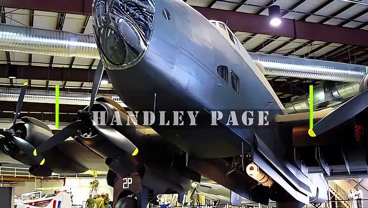 Handley Page Halifax Bomber - aircraft - HD