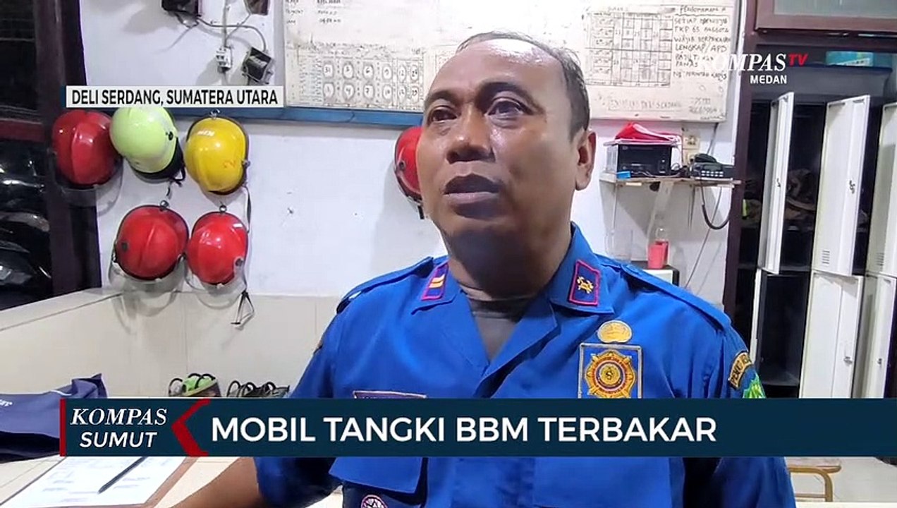 Truk Tangki Pengangkut BBM Jenis Solar Terbakar di Tol Belmera