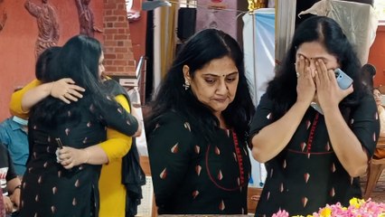 കൈലാസ് നാഥിന്റെ ഭാര്യയേയും മകളേയും ആശ്വസിപ്പിക്കാനെത്തി അഞ്ചു അരവിന്ദ്