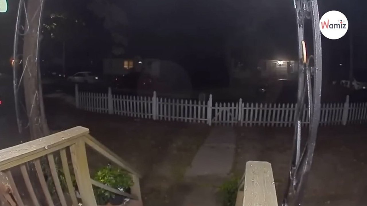 Familie hatte mit dem Thema abgeschlossen, bis es plötzlich nachts an der Tür klingelt