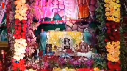 आगर: ठाकुर जी ने खेली गोपियों संग फूलों की होली, फाग उत्सव का हुआ आयोजन