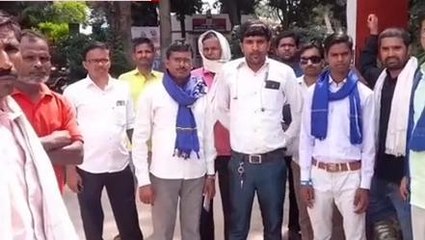 सीतापुर: जय भीम लिखे ब्रेसलेट पहनने पर स्कूल में कर दी पिटाई, सुनें पीड़ित की जुबानी