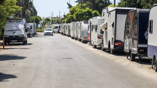 Karavan Sokak: Mahalleli isyanda