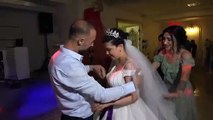 Le rêve de la robe de mariée d'Ayşe, qui souffre d'épilepsie, est devenu réalité